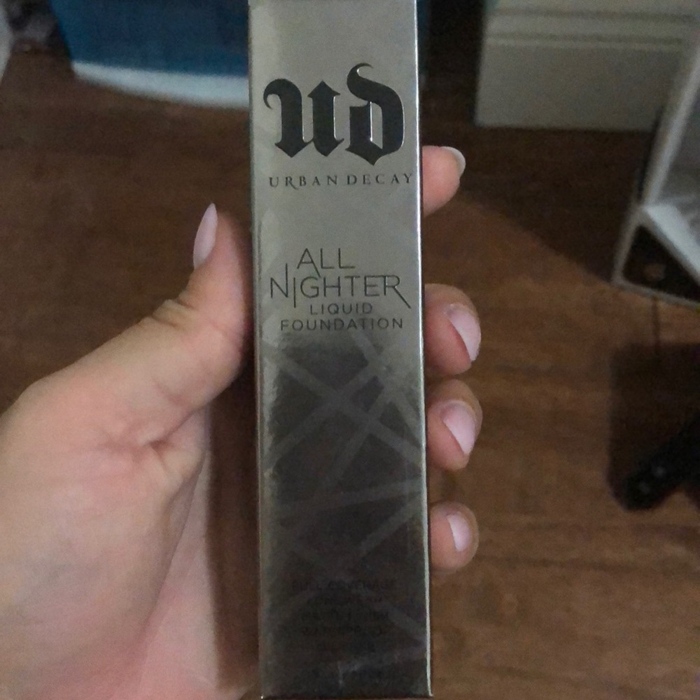 Urban decay all nighter foundation 6.0